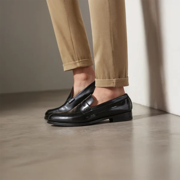 CollegeNoirII-3.webp College Cuir Démasquable NOIR