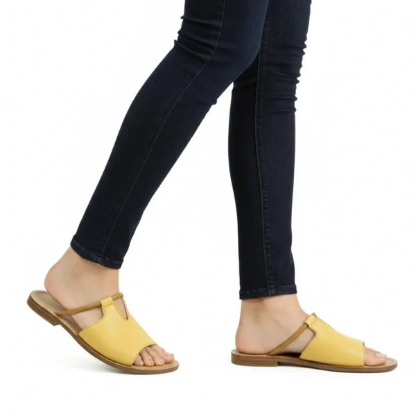 Sandale T-Bar Femme en Cuir Jaune