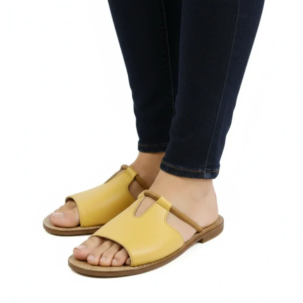 Sandale T-Bar Femme en Cuir Jaune