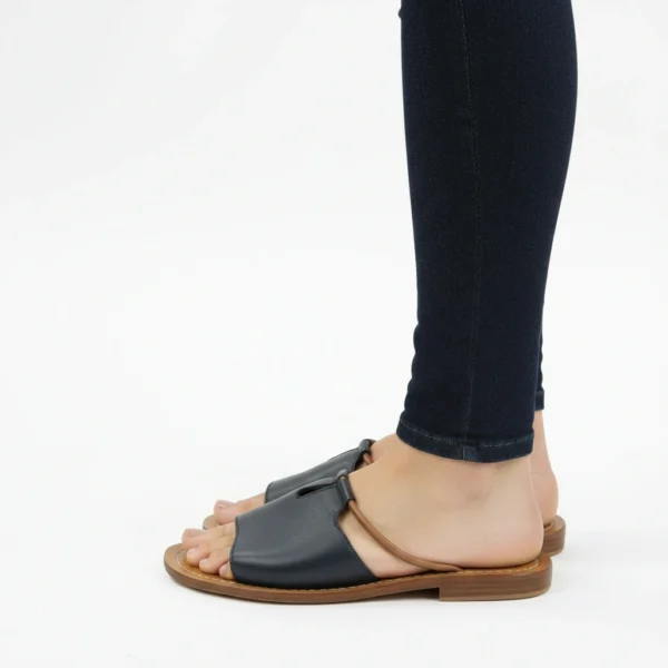 Sandale T-Bar Femme en Cuir Bleu Marine