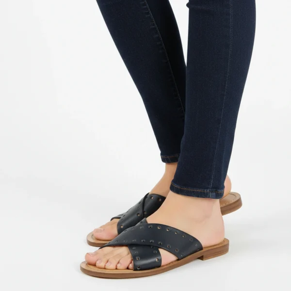 Sandale Cloutée Femme en Cuir Bleu Marine